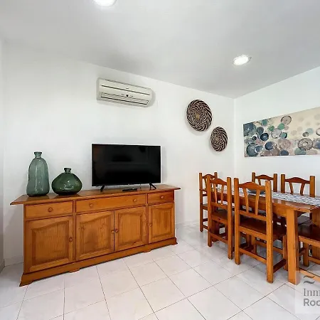 Roca Fornells, En Ses Salines Con Piscina Ss24 Apartamento *